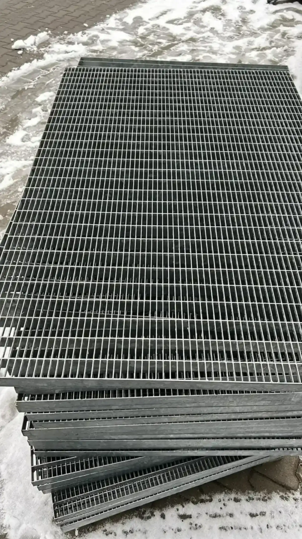 Grătar metalic zincat - proiect 8