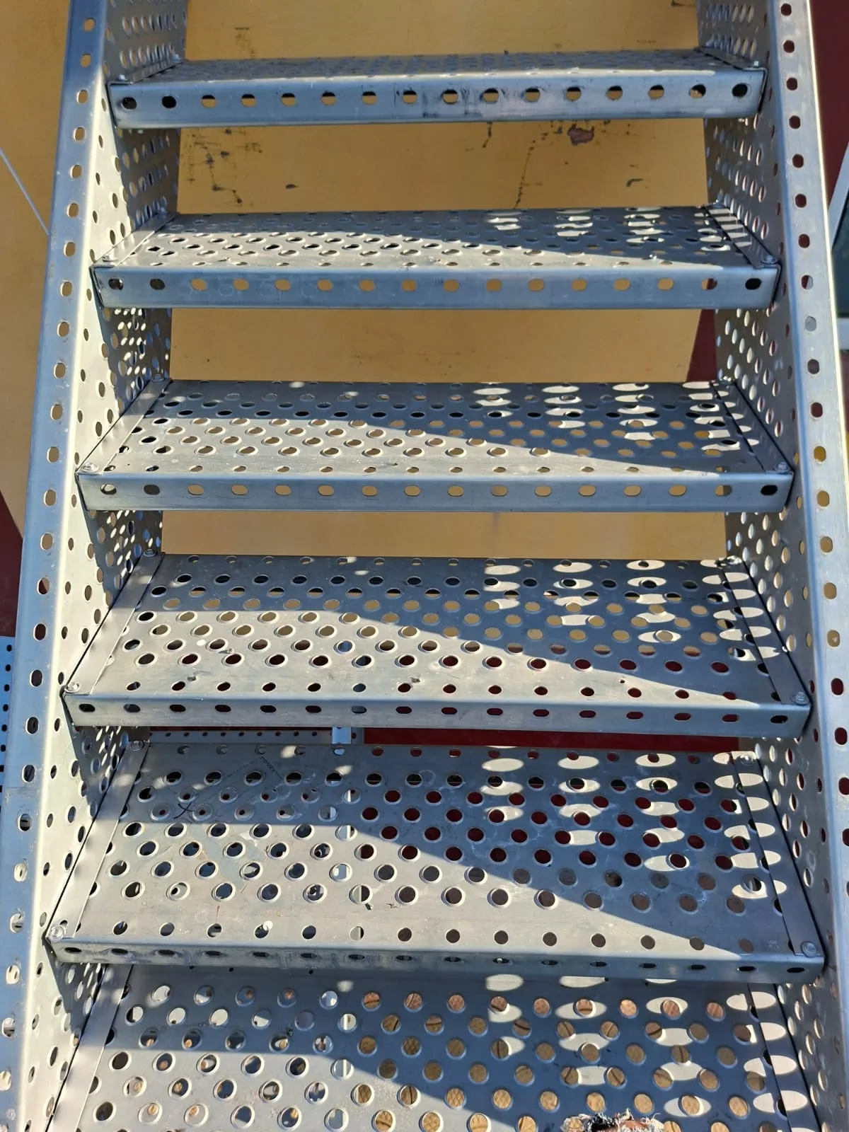 Scară metalică exterioară - proiect 14