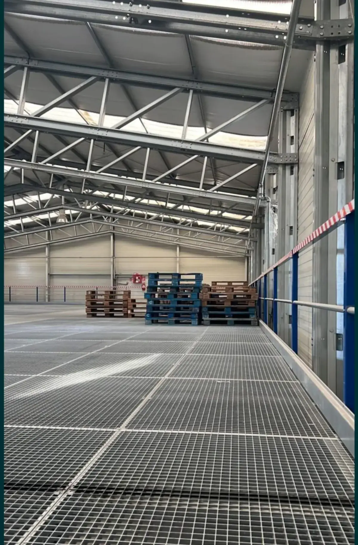 Treaptă perforată antiderapantă - proiect 14