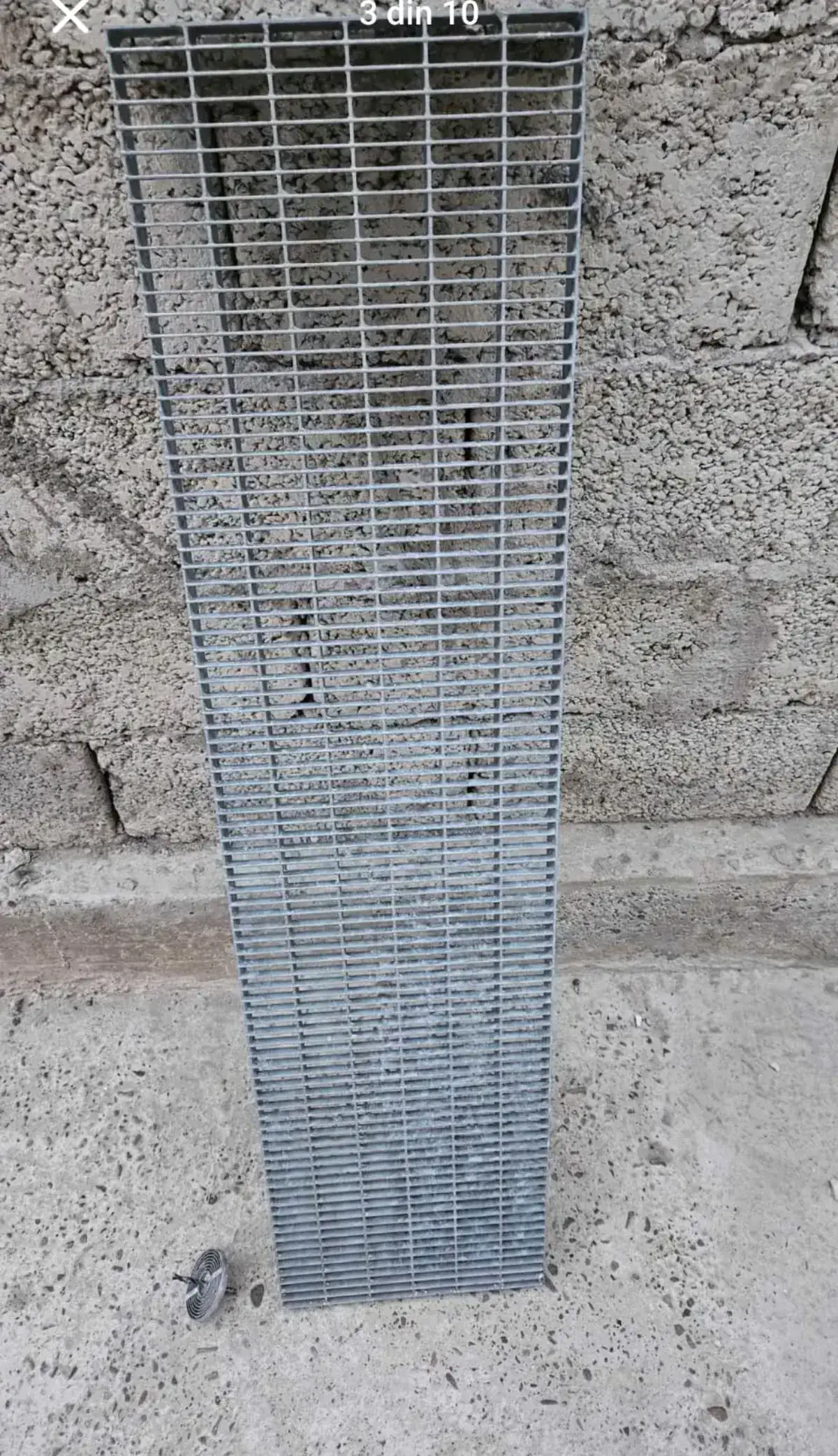 Treaptă perforată antiderapantă - proiect 21