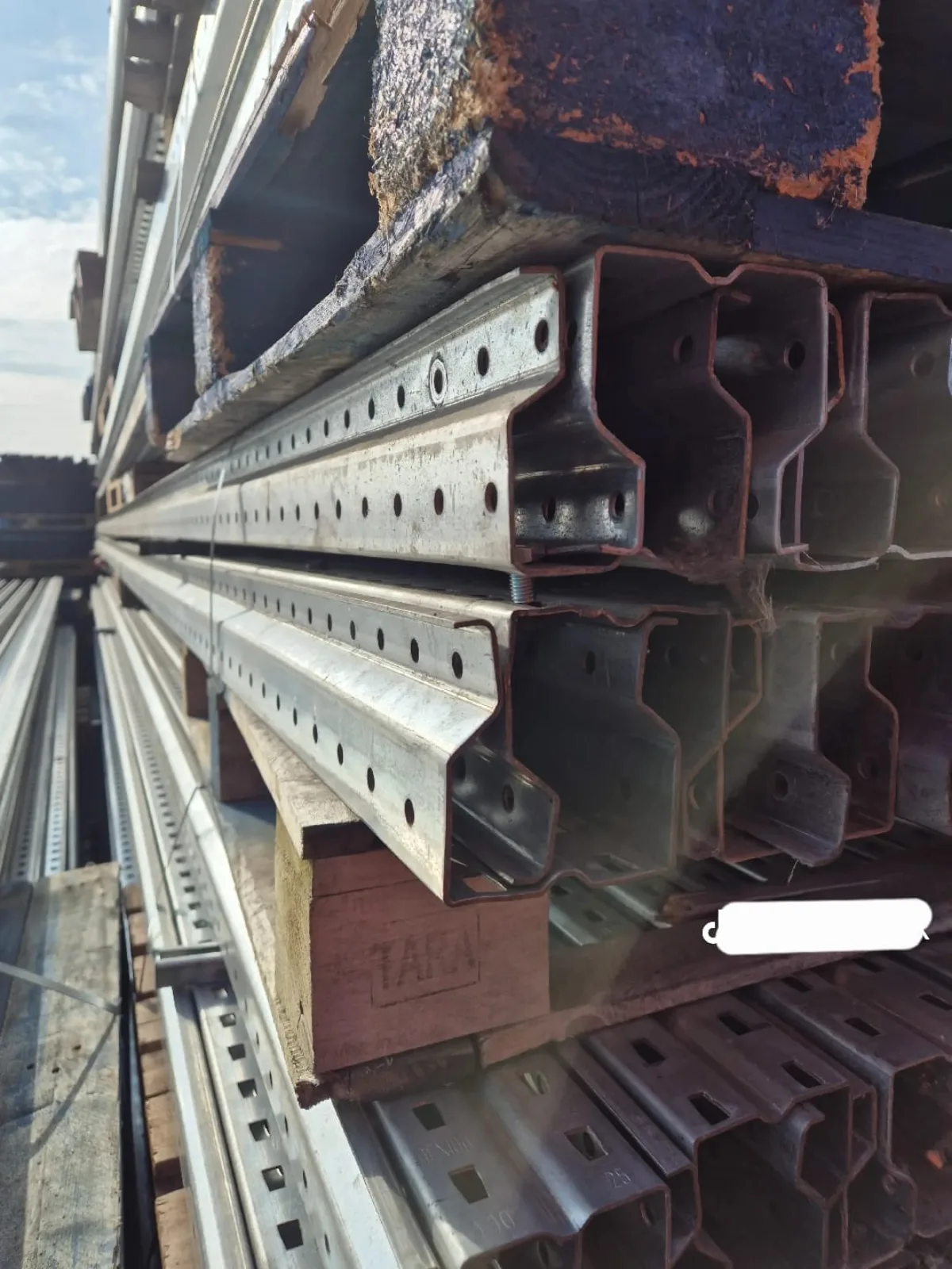 Rafturi industriale depozit - proiect 16