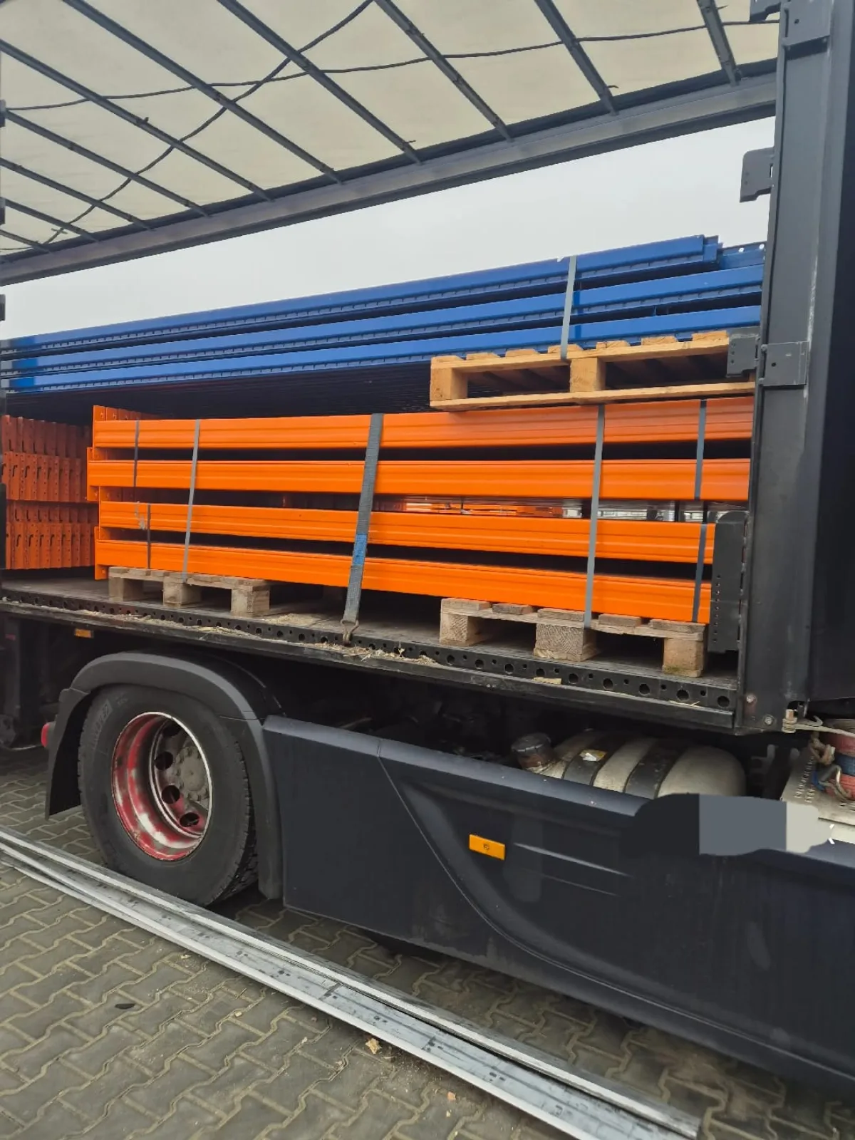 Rafturi industriale depozit - proiect 17